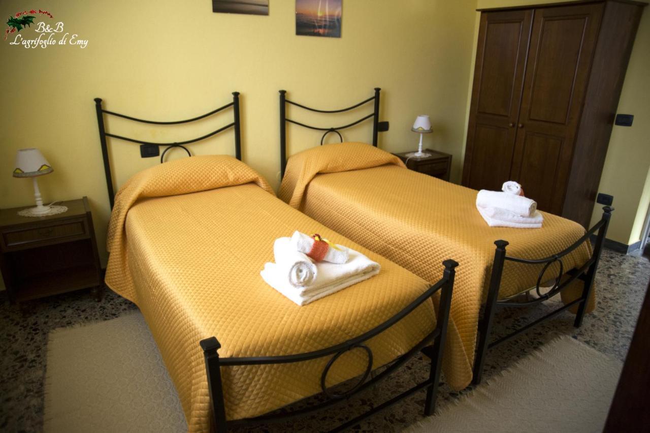 L'Agrifoglio Di Emy Bed & Breakfast Guspini Exterior photo