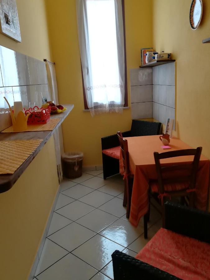 L'Agrifoglio Di Emy Bed & Breakfast Guspini Exterior photo
