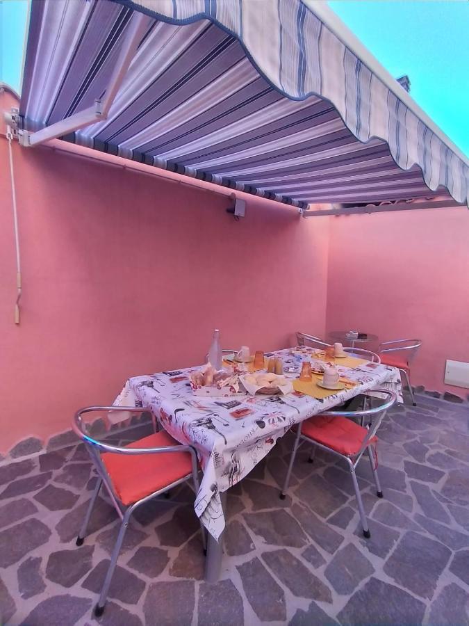 L'Agrifoglio Di Emy Bed & Breakfast Guspini Exterior photo